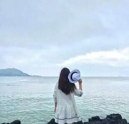 背影女生头像小清新海水by念凉