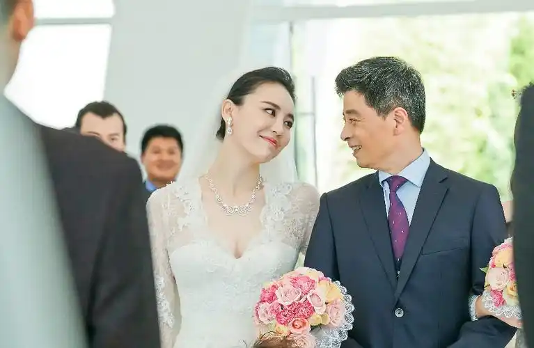 吕佳容《风光大嫁》收官 有情人最终"嫁给爱情" - 电视 - 星娱乐