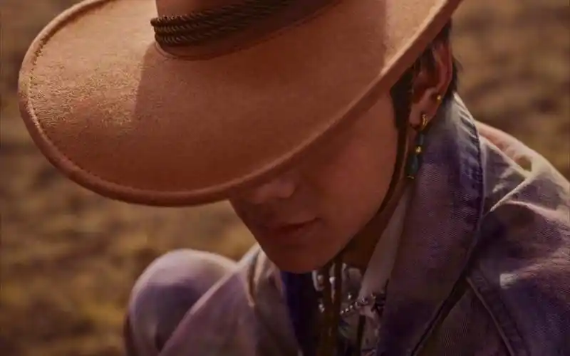 丁真珍珠时尚芭莎大片预告……_哔哩哔哩 (゜-゜)つロ 干杯~-bilibili