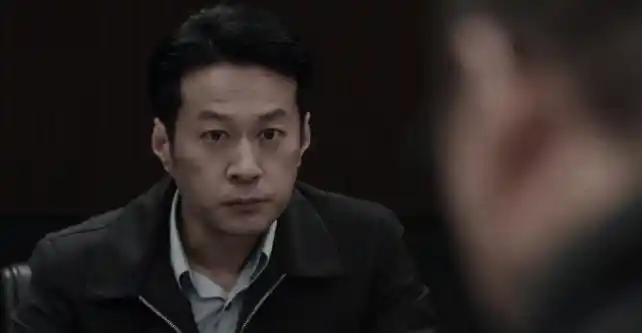 周晓鸥透露,拍《扫黑风暴》时,连个剧本都没见着