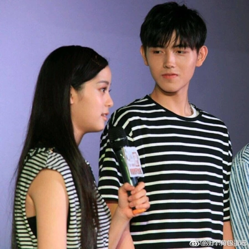 欧阳娜娜卷入复杂三角恋?绯闻男友亲昵举动被抓包 暧昧指数爆表