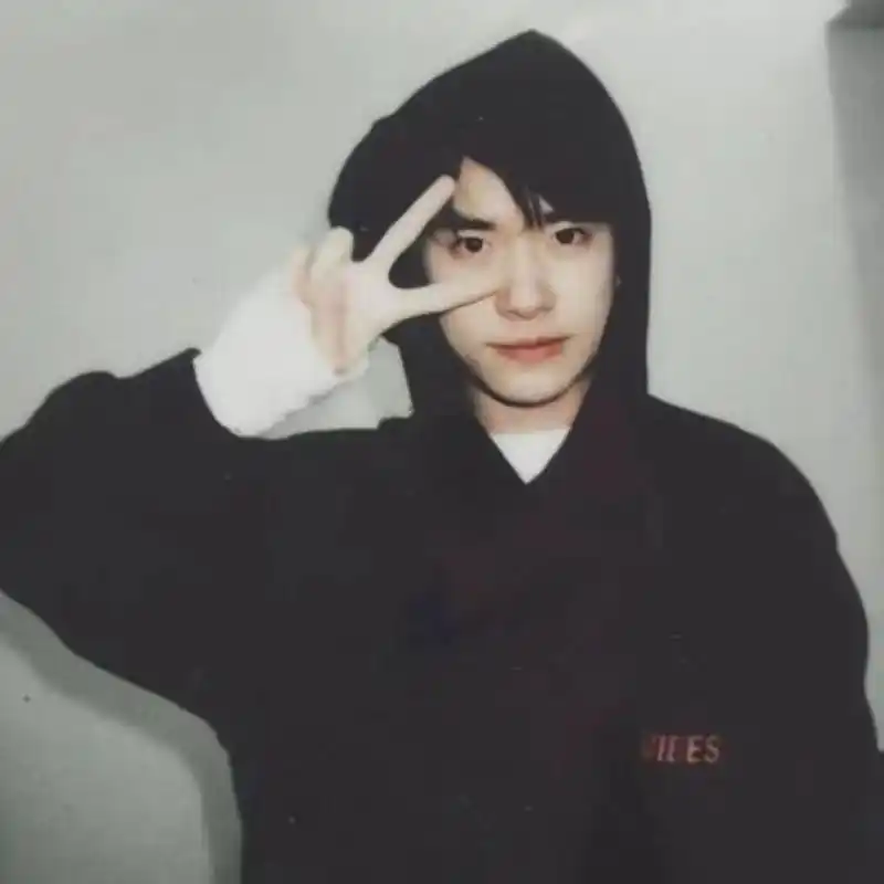 易烊千玺头像分享