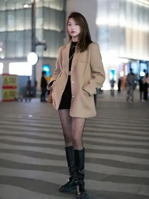 西装 长靴搭配指南