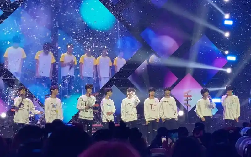 【时代少年团】 | tf家族2020重逢·新年音乐会|《如果我们不曾相遇》