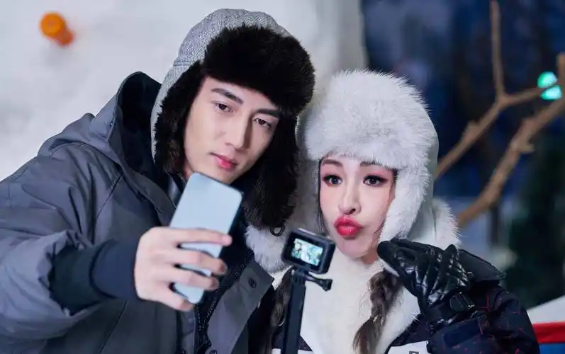 萧亚轩:我只不过是一个犯了全天下男人都会犯的错误的女人而已_黄皓