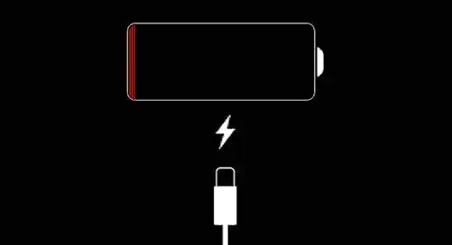 当装置成功充电时,状态列的电池图像旁看到一个闪电符号,或是在锁定