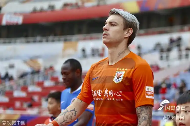 格德斯上演梅开二度 鲁能主场2-2战平建业_山东鲁能_体育_齐鲁网