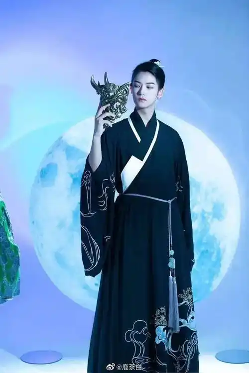 宫寒小梦楚淇汉服男神各领风骚当年的未婚夫团还剩谁