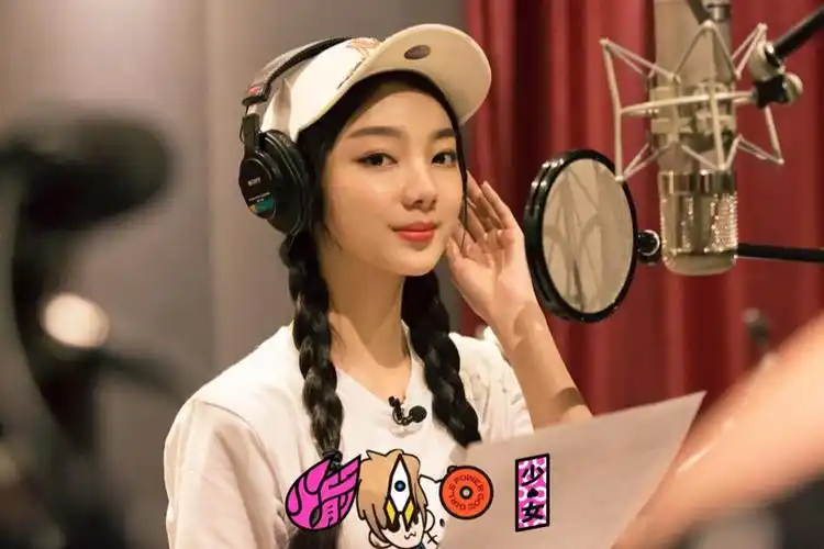 辟谣李紫婷整容