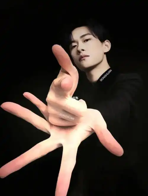 易烊千玺女朋友视角壁纸爱了