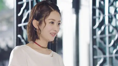 赵丽颖一个发型就上热搜,网友:好清新的热搜啊