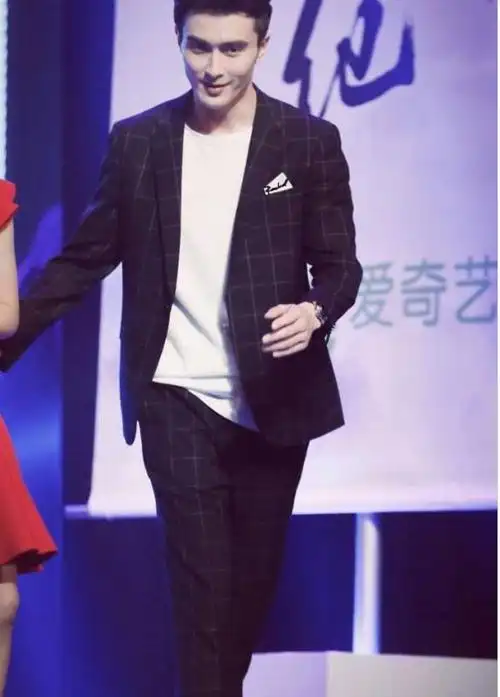 身高190以上的男星,高伟光胡兵于小彤,没想到他们都长这么高