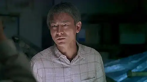 门徒:刘德华饰演的大毒枭,亲自到工厂做货,这段真是百看不厌!