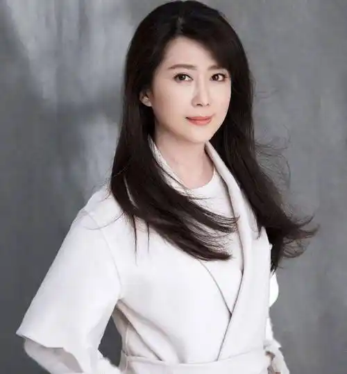 孟庭苇岁月已然泛黄归来仍是月亮美人