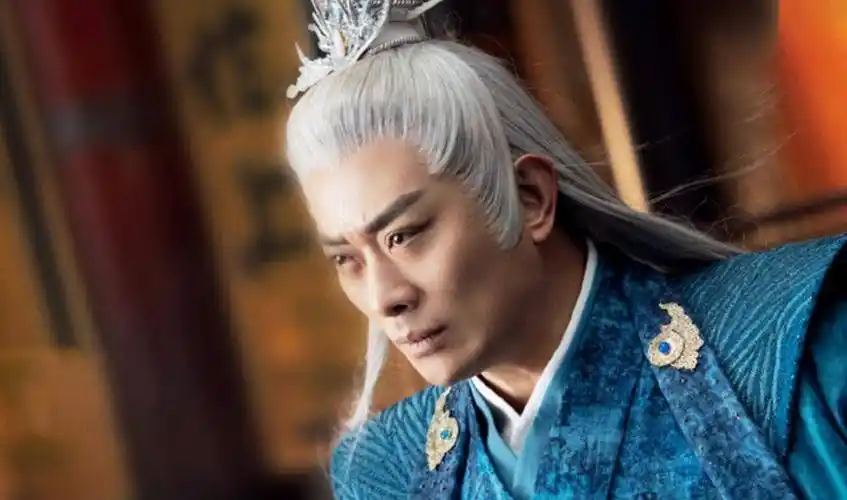 回顾黄海冰妻子甄锡:嫁大12岁丈夫,5年生一双儿女,越活越美丽