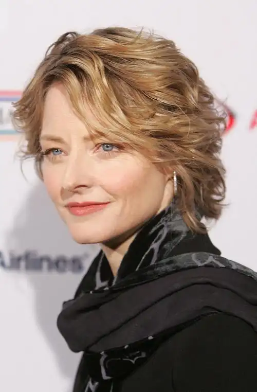 p>朱迪·福斯特(jodie foster),1962年11月19日出生于美国 a target=