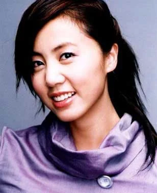 展开全部 孙莉,1977年7月18日出生于辽宁大连,中国内地女演员,1999年