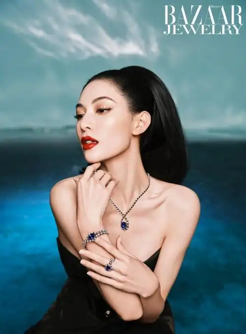 钟楚曦bazaarjewelry10月封面大片