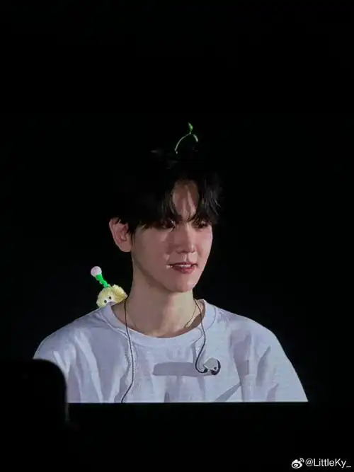 跨越时间和距离 爱让我们在一起@inb100_baekhyun边伯贤超话#边