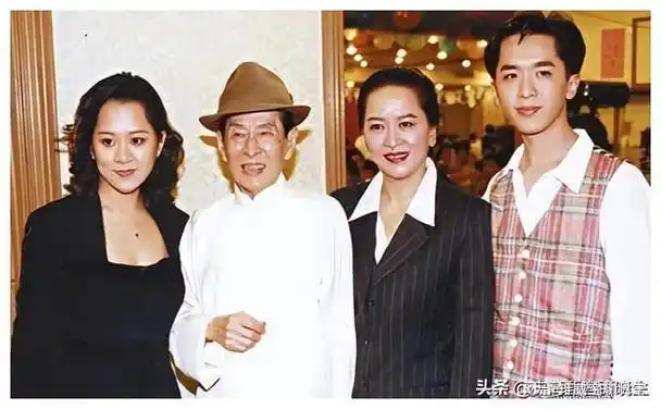 谢贤|富贵|赌王|邓永祥|邵逸夫|洪金梅_网易订阅