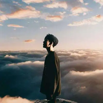 2021好看有品味高级感时尚男生头像高清图片