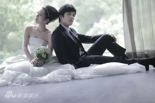 新闻台 新闻中心  新浪娱乐讯 台湾流行乐团苏打绿电吉他手刘家凯6月2