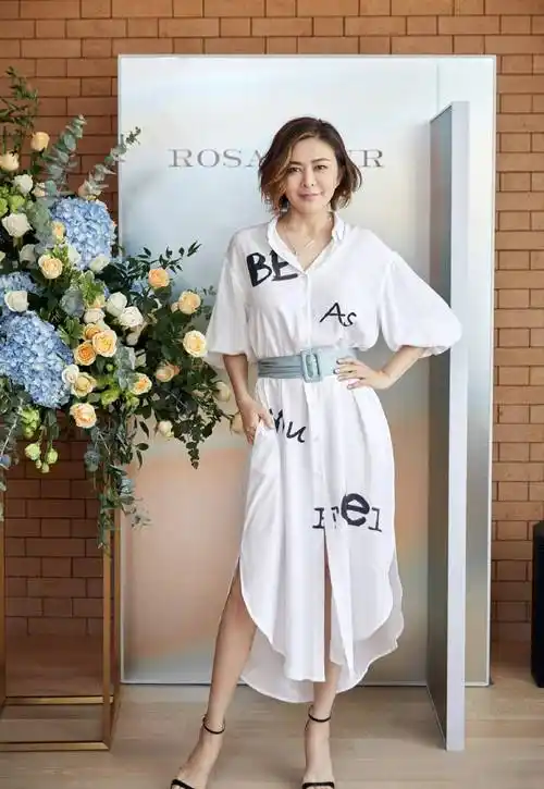 57岁关之琳仍时髦!