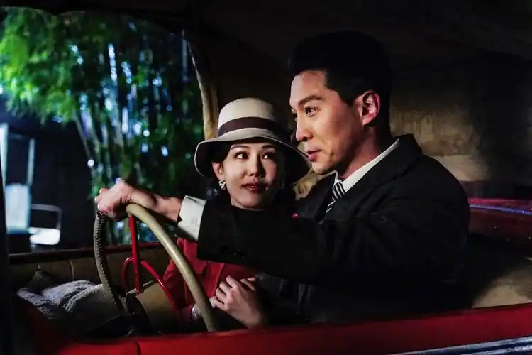 p>周航,10月7日出生于辽宁省沈阳市,中国内地男演员,毕业于 a target