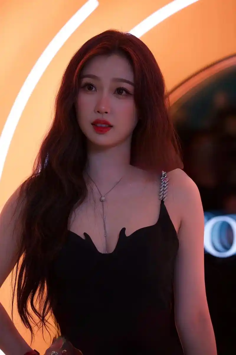 #分享照片 #写真 #神仙颜值 - 抖音