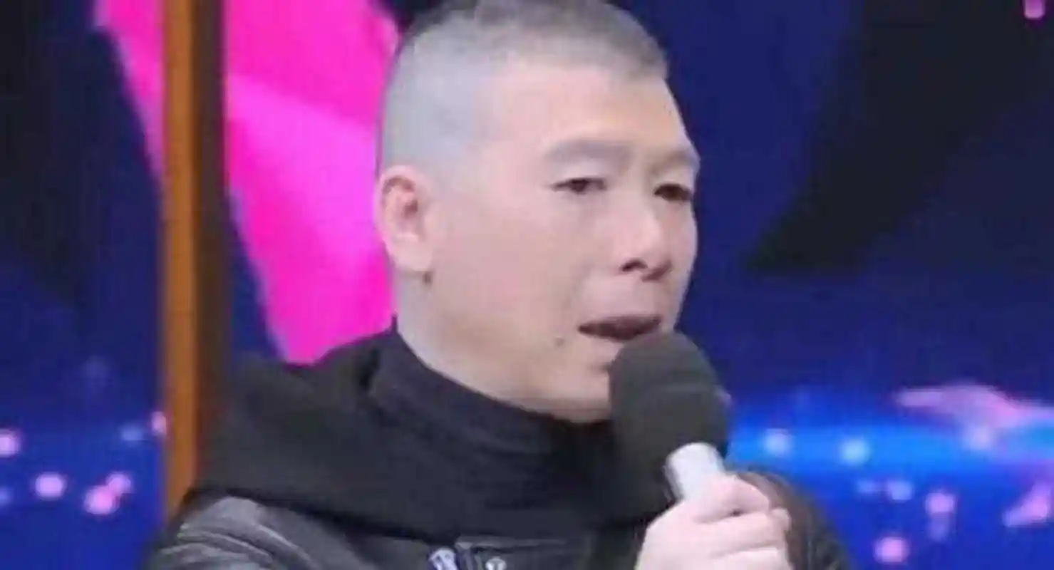 最喜欢批判年轻演员演技的冯小刚,也被吴亦凡的虚拟人设蒙蔽双眼