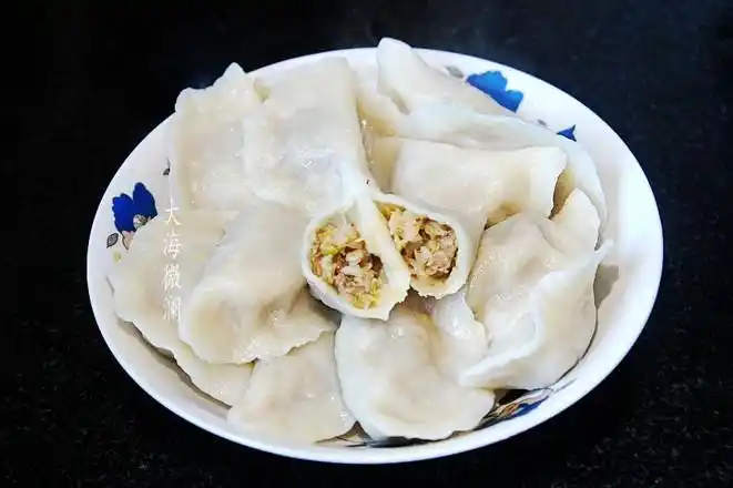 酸菜猪肉馅水饺