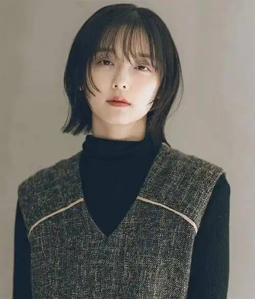 适合方脸,圆脸的一组短发,看起来特别的高级耐看_卷发_层次_修剪