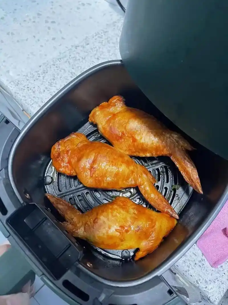 家里必备【手工去骨鸡翅包饭】超级推荐鸡翅包饭很好吃,烤箱20 - 抖音