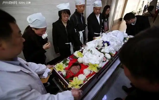 中国女登山家潘多老人遗体告别仪式在无锡举行