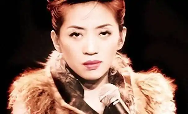 2003年,梅艳芳弥留之际,多次吩咐保镖:我死都不见那两个人_赵文卓