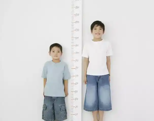 由于物质生活条件的不断变好,在当今社会有颜值有身高有着非常大的