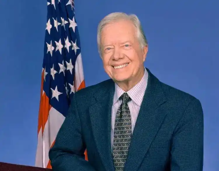 美国"最差"总统卡特:自称差点被解放军俘虏,98岁仍在工地盖房