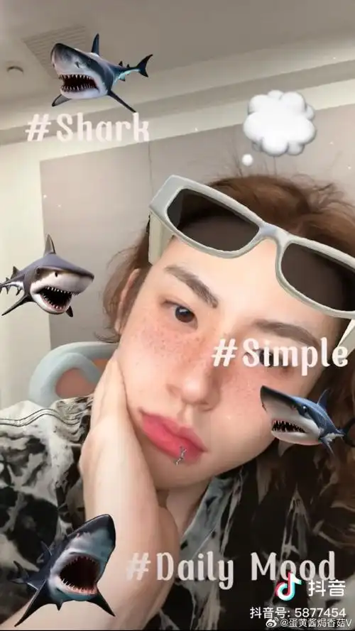 小鬼王琳凯可爱