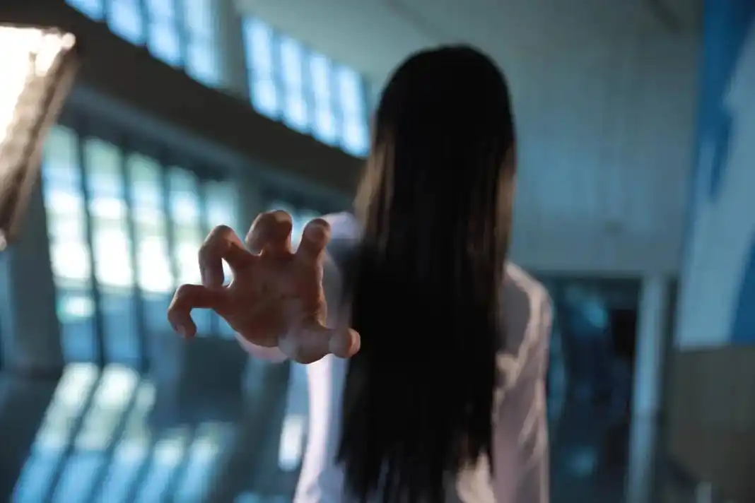 贞子场照#cos #漫展 #贞子 #cosplay #浪漫世 - 抖音