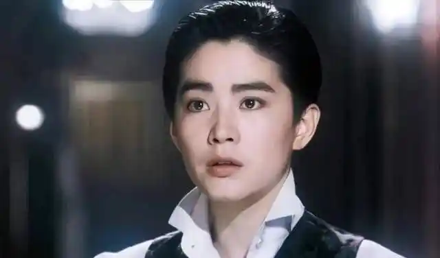 《对决》悬疑剧女王吕晓霖,短发危险又迷人,10位短发时尚美人_林青霞