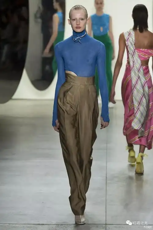 2018春夏纽约时装周| 趋势看点:柔和透视