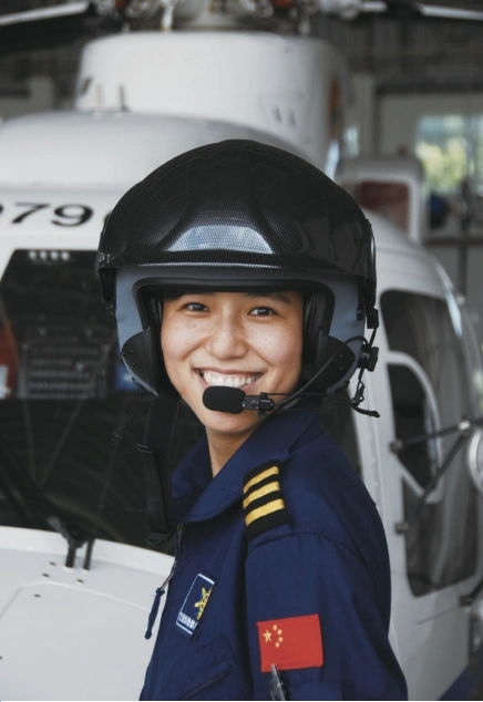 宋寅:最美女机长的"酷与浪漫"