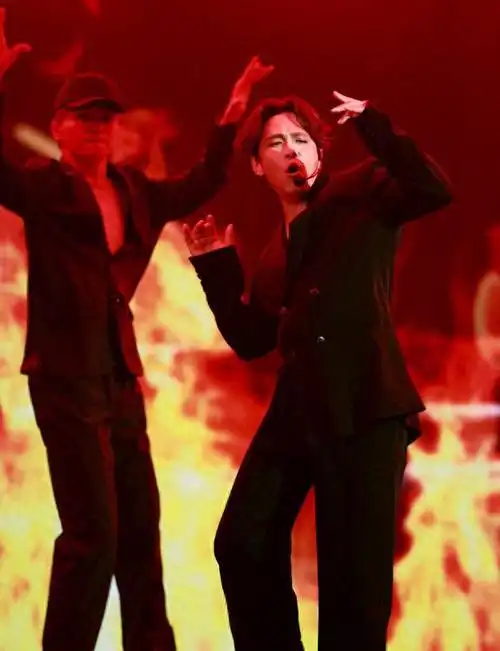 宋小宝舞蹈爆改惊艳全网,这是要闯爱豆圈?