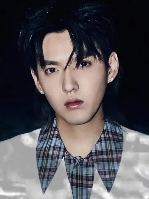 男神吴亦凡胖成刘欢惊呆了