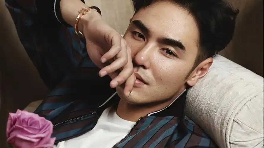 胡渣男神是 购物狂?没想到你是这样的阮经天