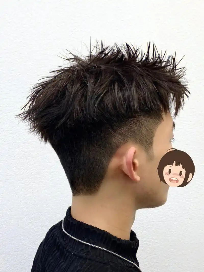 2023年男生必备发型推荐 根根直立发根烫发 上海青浦美秀轻奢沙龙男生