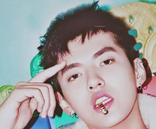 长了秀气脸型可以尝试吴亦凡同款寸头_发型造型_宝妈时尚生活网