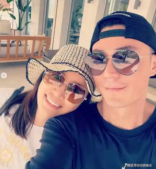 虽然外界曾数次传出两人感情不好的传闻,但林心如和霍建华都会用实际