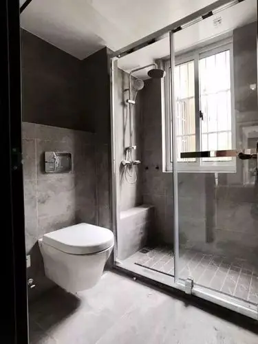 有好多旧房子重新改造,做墙排不注意墙体,老房子墙体轻质砖做的很薄