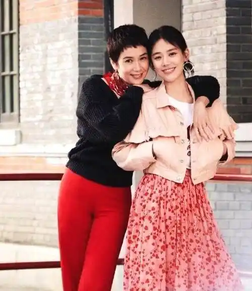 马思纯一个傻姑娘